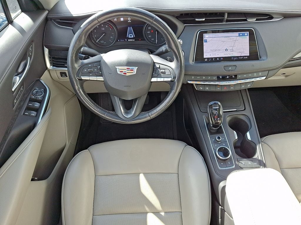 2020 Cadillac XT4 Premium Luxury