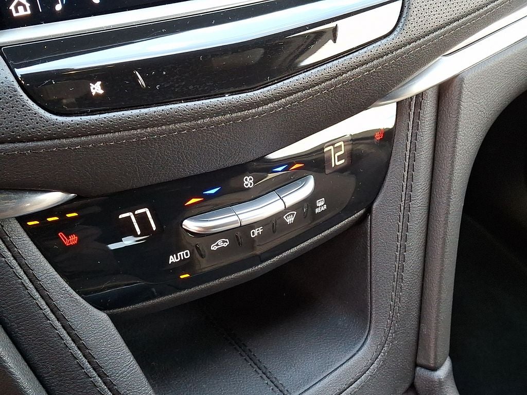 2023 Cadillac XT5 Luxury