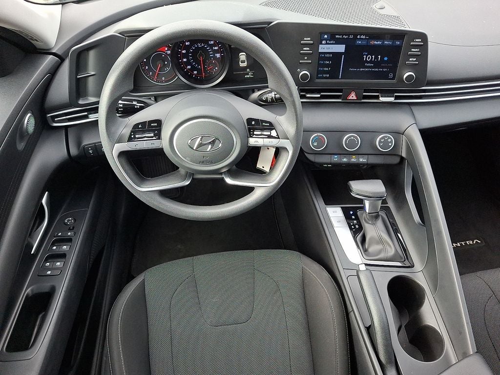 2021 Hyundai Elantra SE