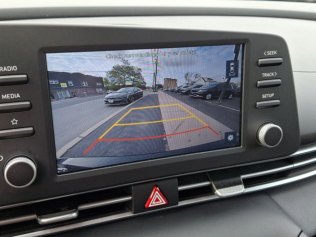 2021 Hyundai Elantra SE