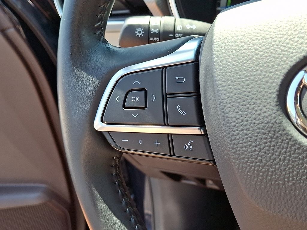 2020 Toyota Highlander Hybrid Platinum