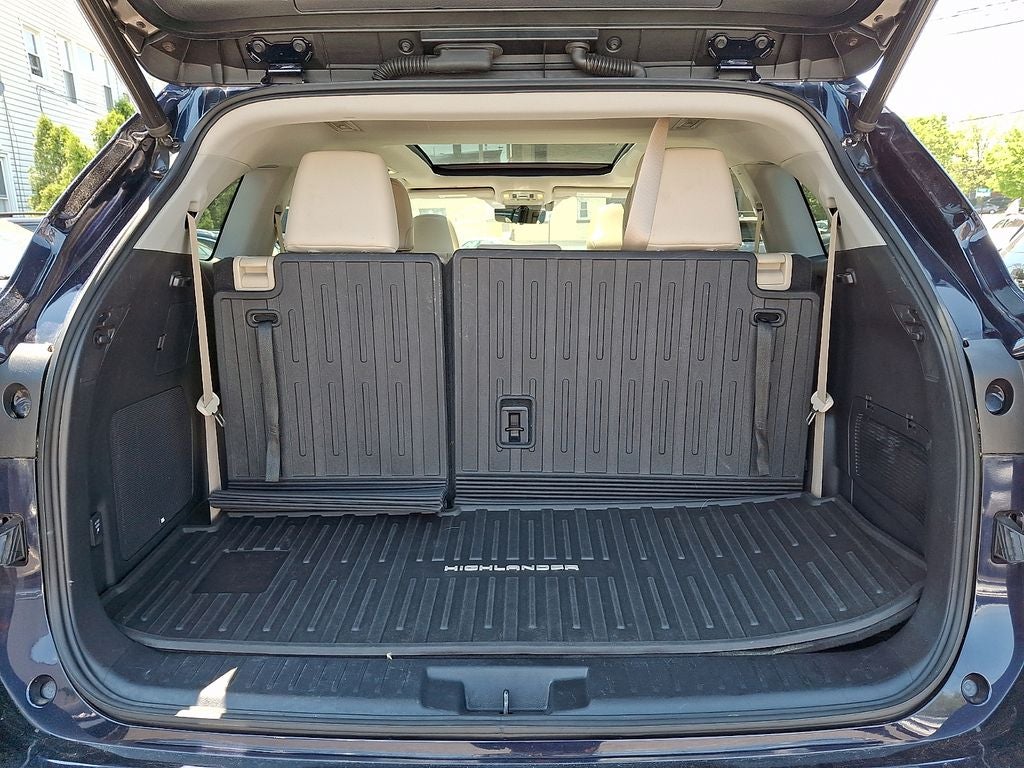 2020 Toyota Highlander Hybrid Platinum