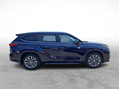 2020 Toyota Highlander Hybrid Platinum