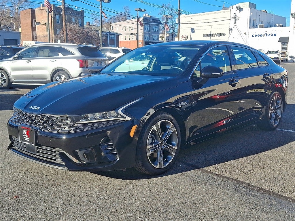 2022 Kia K5 EX