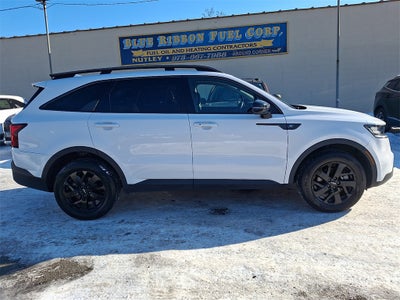 2023 Kia Sorento X-Line S