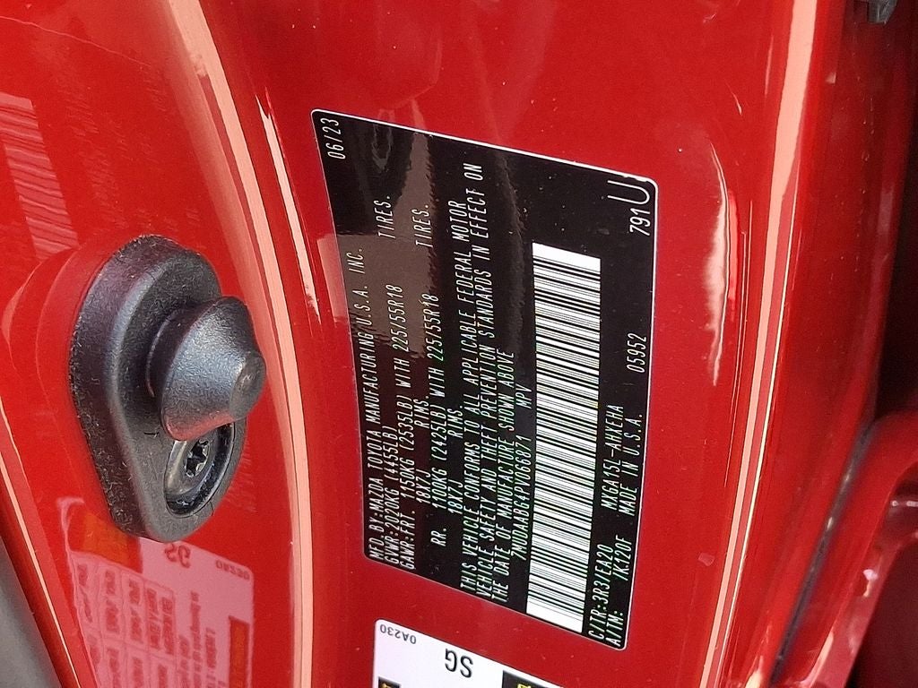 2023 Toyota Corolla Cross XLE