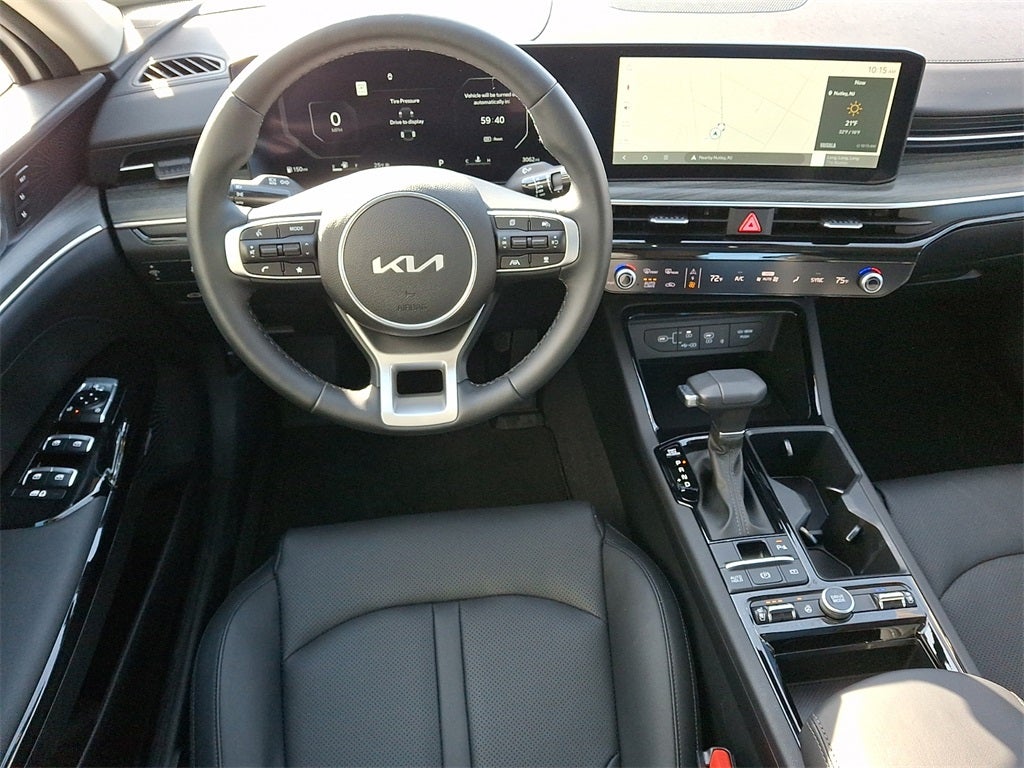 2025 Kia K5 EX