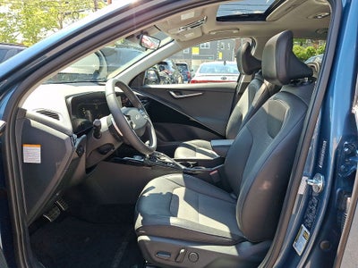 2023 Kia Niro EX Touring