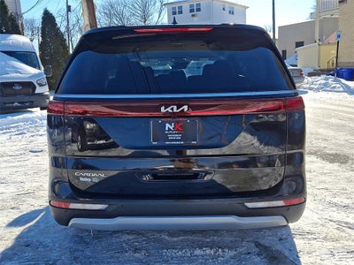 2023 Kia Carnival LX