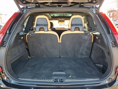 2019 Volvo XC90 T6 Momentum