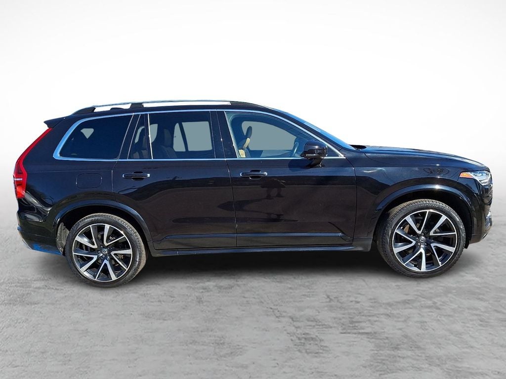 2019 Volvo XC90 T6 Momentum